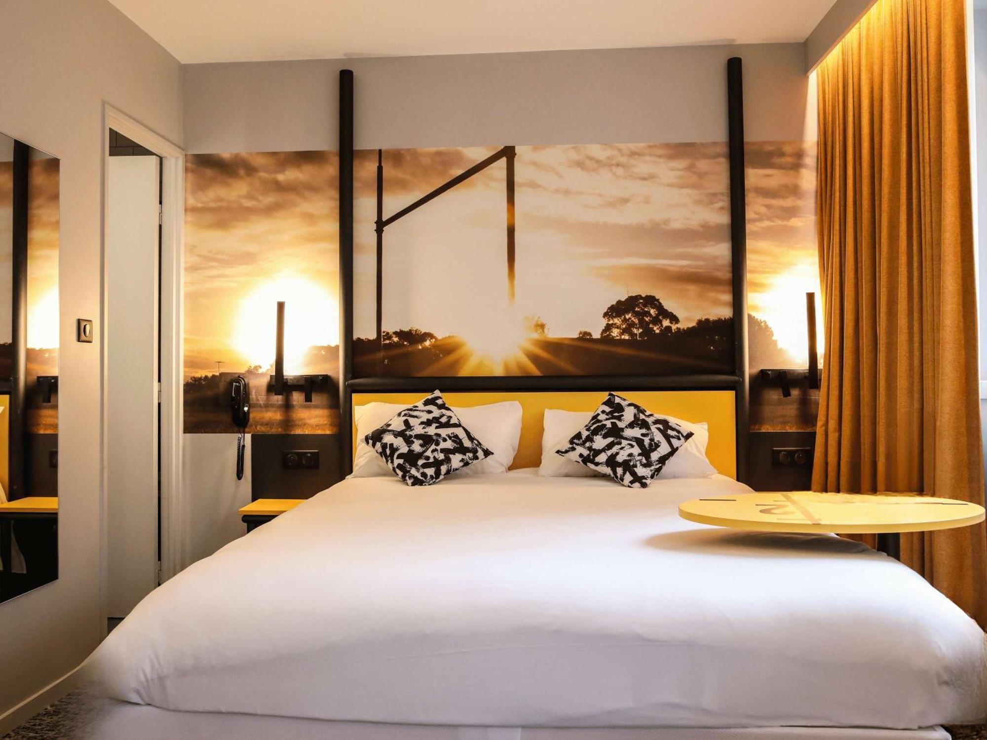 Ibis Styles Clermont-Ferrand Republique Hotel Екстериор снимка