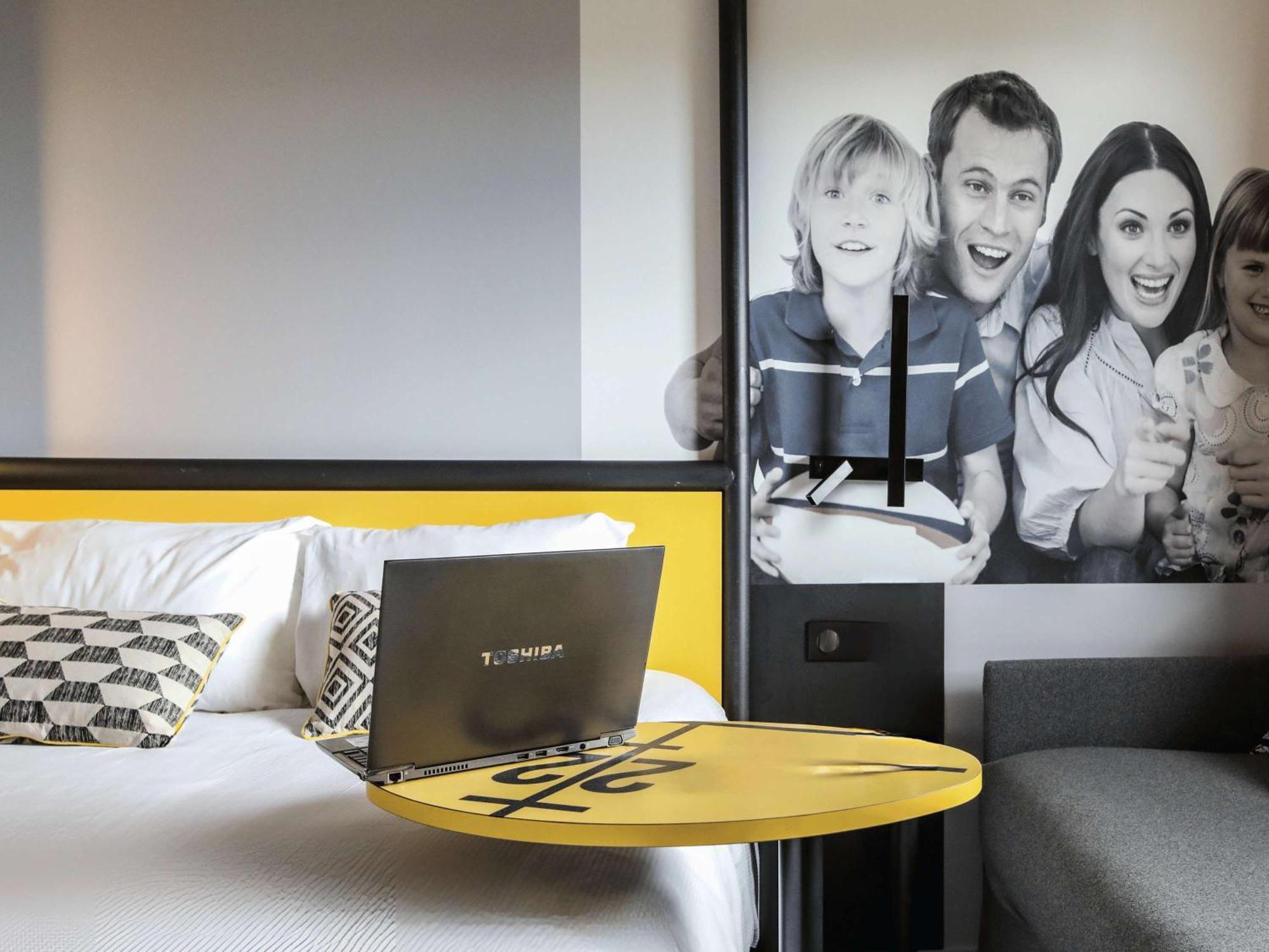 Ibis Styles Clermont-Ferrand Republique Hotel Екстериор снимка