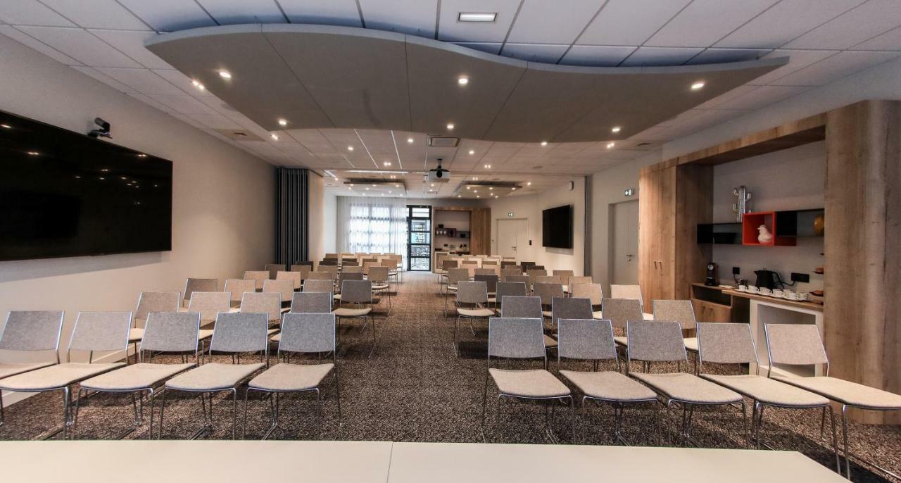 Ibis Styles Clermont-Ferrand Republique Hotel Екстериор снимка